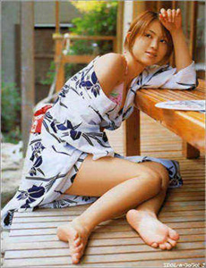 伊人大香 蕉75在线观看-美女猜扑克