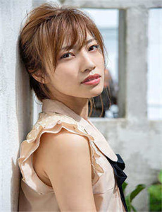 www.a9av.com-不扣纽扣的女孩下载