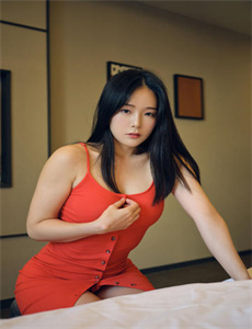 恋爱的苍蝇女